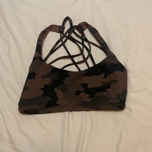 Lululemon camo sports bra